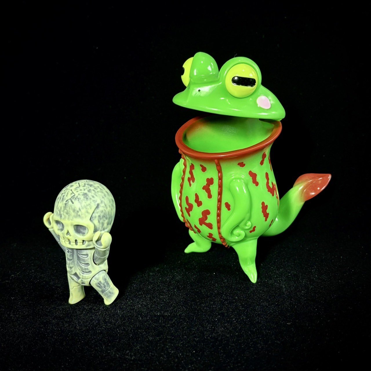 ◎ SKULLTULA スカルチュラ UTUBOKAERU ウツボガエル ソフビ ◎ SKULLTULA スカルチュラ UTUBOKAERU ウツボガエル ソフビ