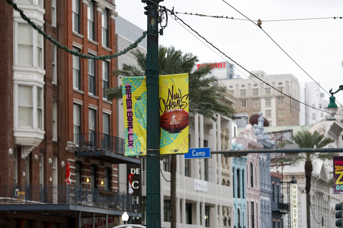 GNOsports's tweet image. READY 🏈✨ #SBLIX #ItsWhatWeDo