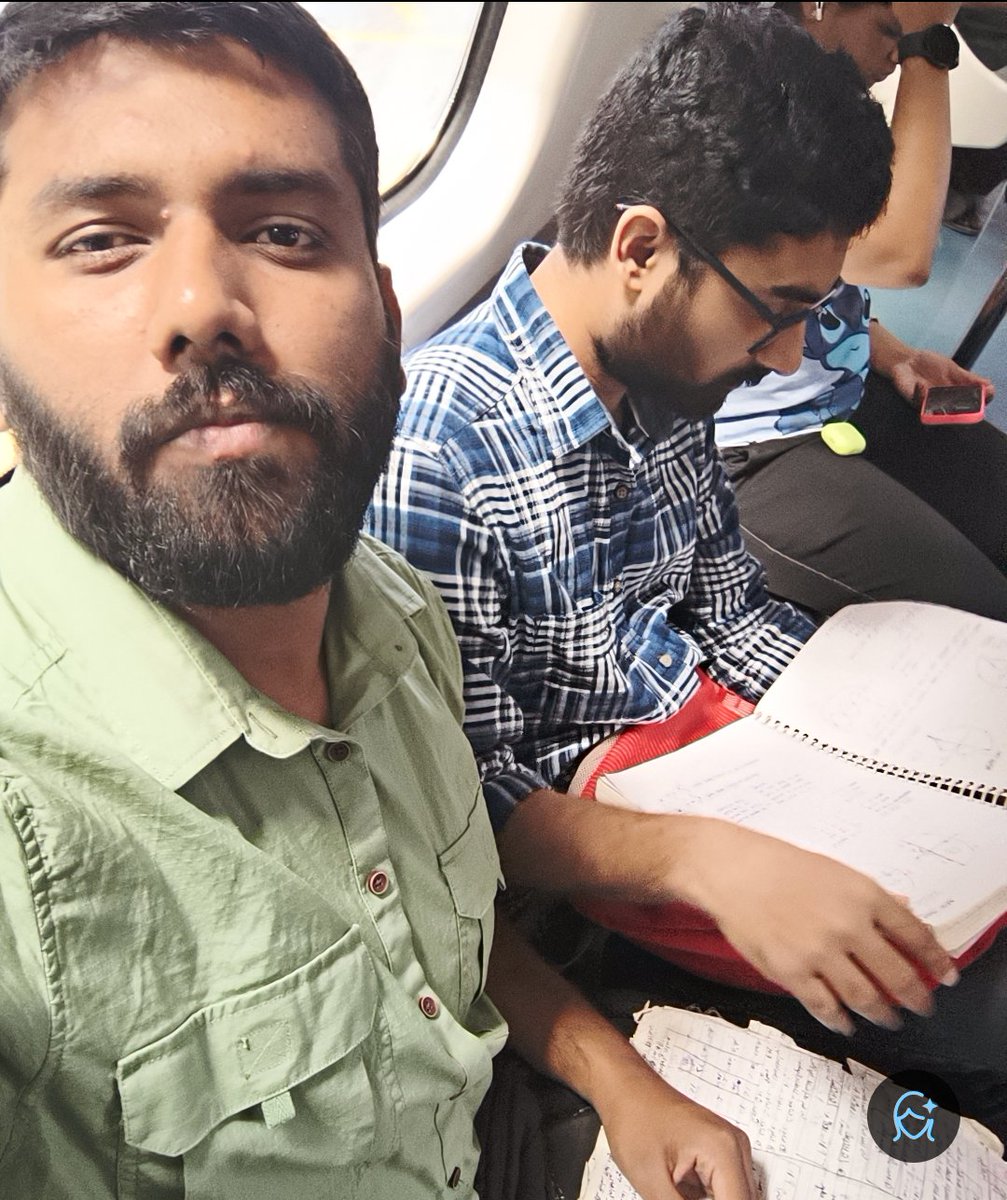 synductions's tweet image. कट ऑफ बढ़ाने जाते हुऐ मैं और मेरा संगतिया ।
#Gate2025 #IITRoorkee #electrical_engineering