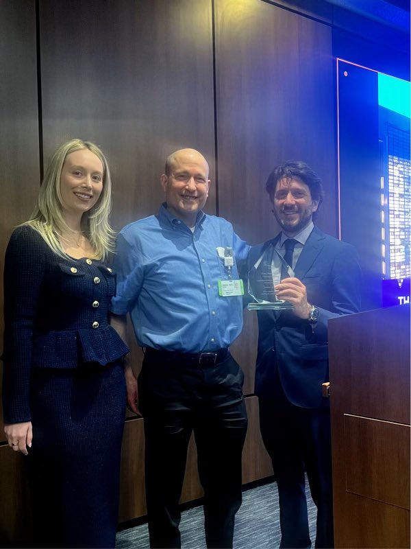 Erez Nossek (@enossek) on Twitter photo Full circle. 12 years after my fellowship at Northwell. So grateful for the invitation to talk at grand rounds about carotid web.<a href="/nyulangone/">NYU Langone Health</a> <a href="/NYUneurosurgery/">NYUneurosurgery</a> <a href="/NorthwellHealth/">Northwell Health</a> Full circle. 12 years after my fellowship at Northwell. So grateful for the invitation to talk at grand rounds about carotid web.<a href="/nyulangone/">NYU Langone Health</a> <a href="/NYUneurosurgery/">NYUneurosurgery</a> <a href="/NorthwellHealth/">Northwell Health</a>