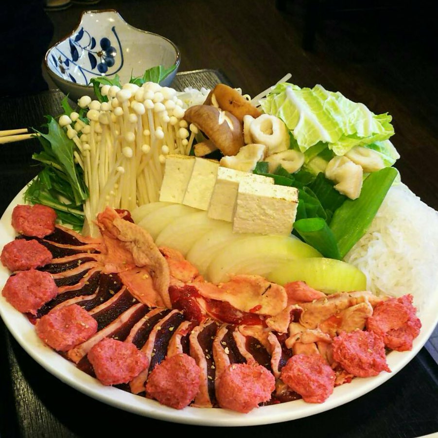 季節の旬⛄️
天然かも鍋🦆
毎年恒例になっております🥰