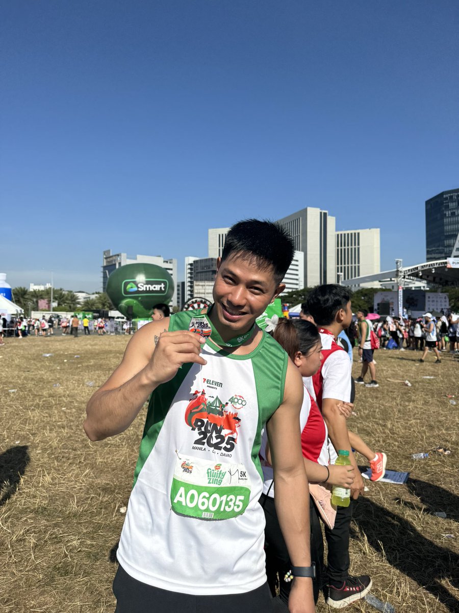 jickson0326's tweet photo. 3 marathons down, countless memories made! 🏅 Grateful for the challenge and the medal from my 3rd marathon. Big thanks to 7/11 Marathon for the unforgettable experience! #MarathonFinish #3rdMarathon #7ElevenMarathon #run2025 #7elevenrun2025 https://t.co/qzu8dAq1rS