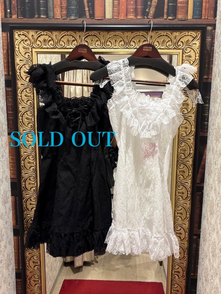 ATELIERPIERROT1's tweet photo. 【Vallelys】
Blossom Breeze Blouse
¥15,180
https://t.co/6L8e2UOQ7B

【Estrellas】
クロスビーズネックレス
¥2,970

【Queen bee】
アンティークリボンパンプス
¥15,950

スタッフ身長155cm

コーディネートキャンペーンのご参加お待ちしております❣️

ぜひご来店ください❣️

アトリエピエロ新宿店 https://t.co/mja8MKAJgM