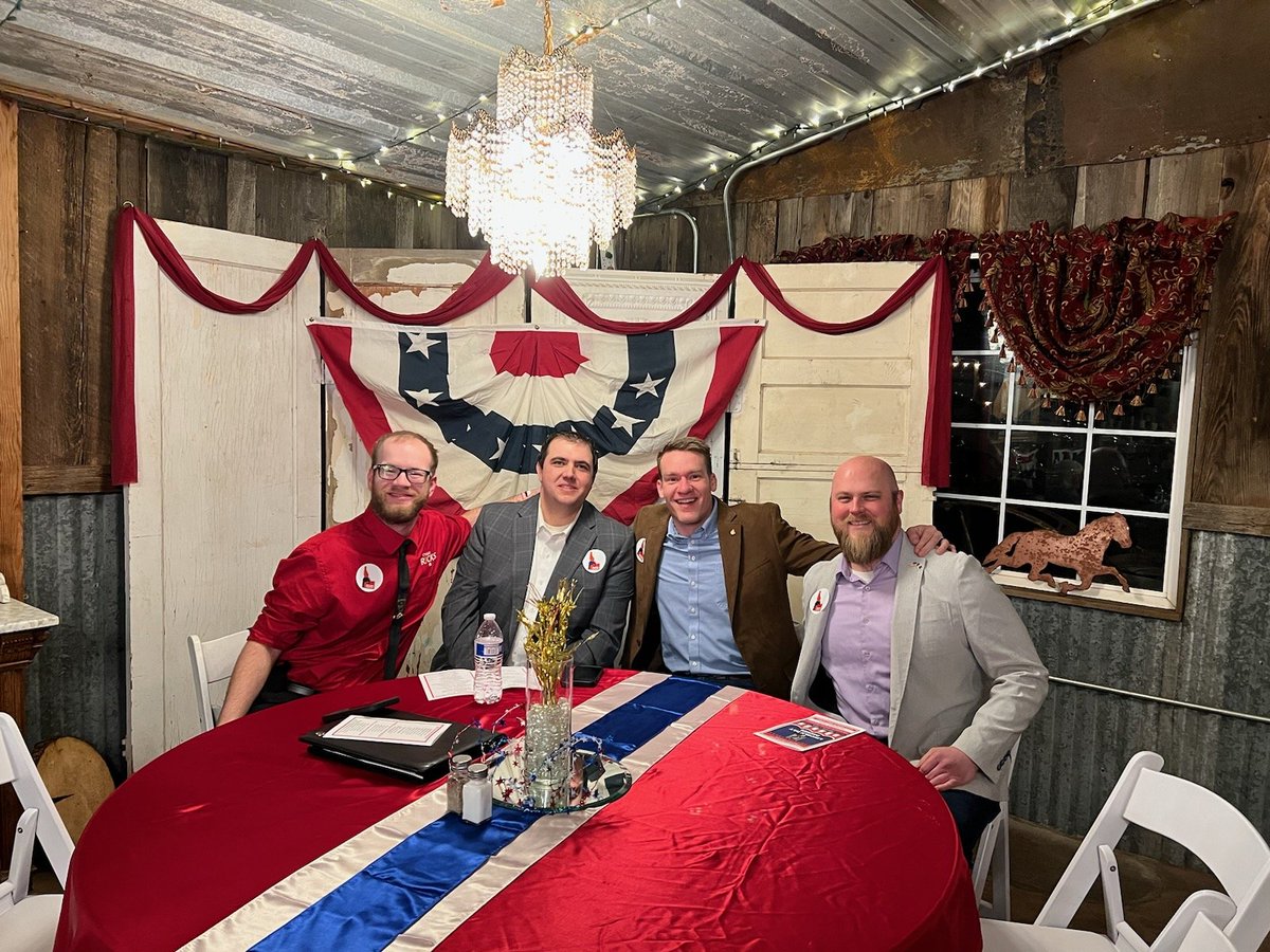 IdahoYRs's tweet photo. The IDYRs are travelling and engaging the state to support the next generation of Idaho Republicans. Join us at https://t.co/g8vU0af8si and become a member today!
#idyr #yrslead #yrselect https://t.co/d0xk47IByZ