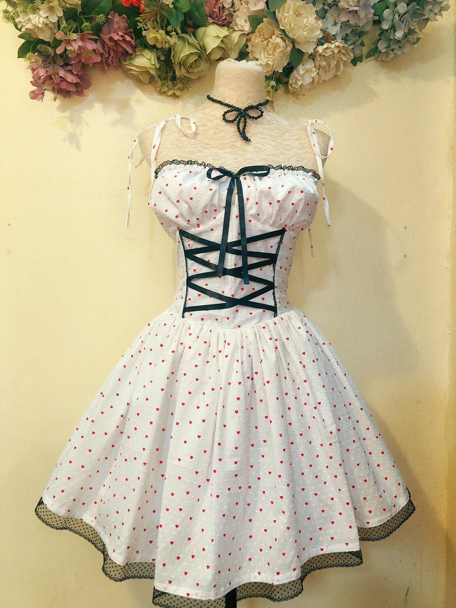 dolly_kaye's tweet photo. 2 last onhand dresses are still available ✨🥹❤️

https://t.co/AHLuKzVlQG

Pre orders are open for some dresses too! 1 slot per dress only ☺️ https://t.co/N3L9eRGFyg