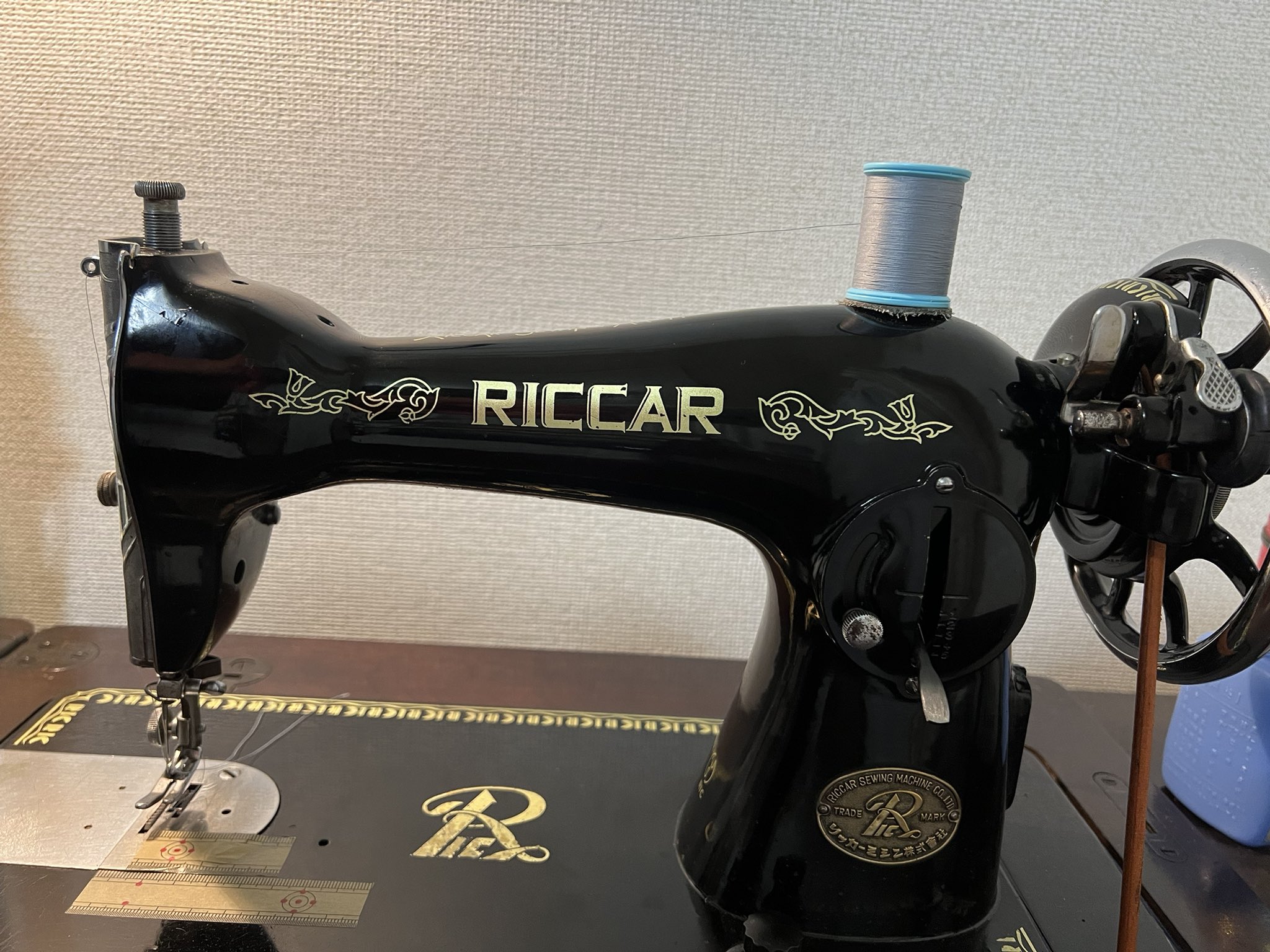 RICCAR(リッカー)ミシン復活第一弾・糸のいらない不思議なミシン『ニードルパンチミシン』をMakuake(マクアケ)にて先行予約販売開始！ |  株式会社NOEXCUSEのプレスリリース