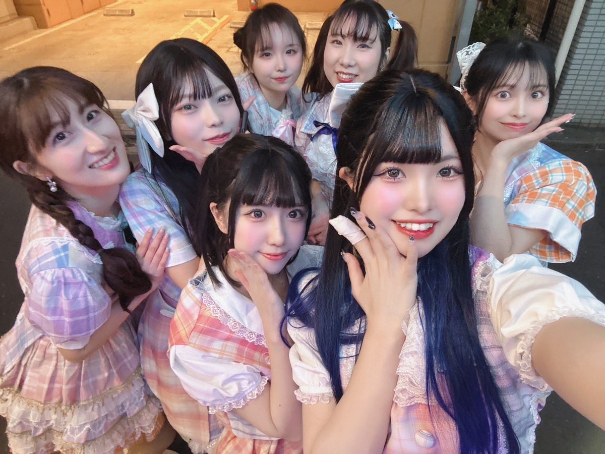#踊乱バトロイ 
初めての踊乱楽しすぎました🫶
jpopいつめんが最高すぎたのと
衣装可愛すぎてモチベ最上級でした💚

そしてれもんさんJOKIさん
素敵なお写真ありがとうございます😭💕💕
<a href="/ba60608/">れもん0608  Yosikazu</a> 
<a href="/hoteihunoritam1/">JOKI</a>