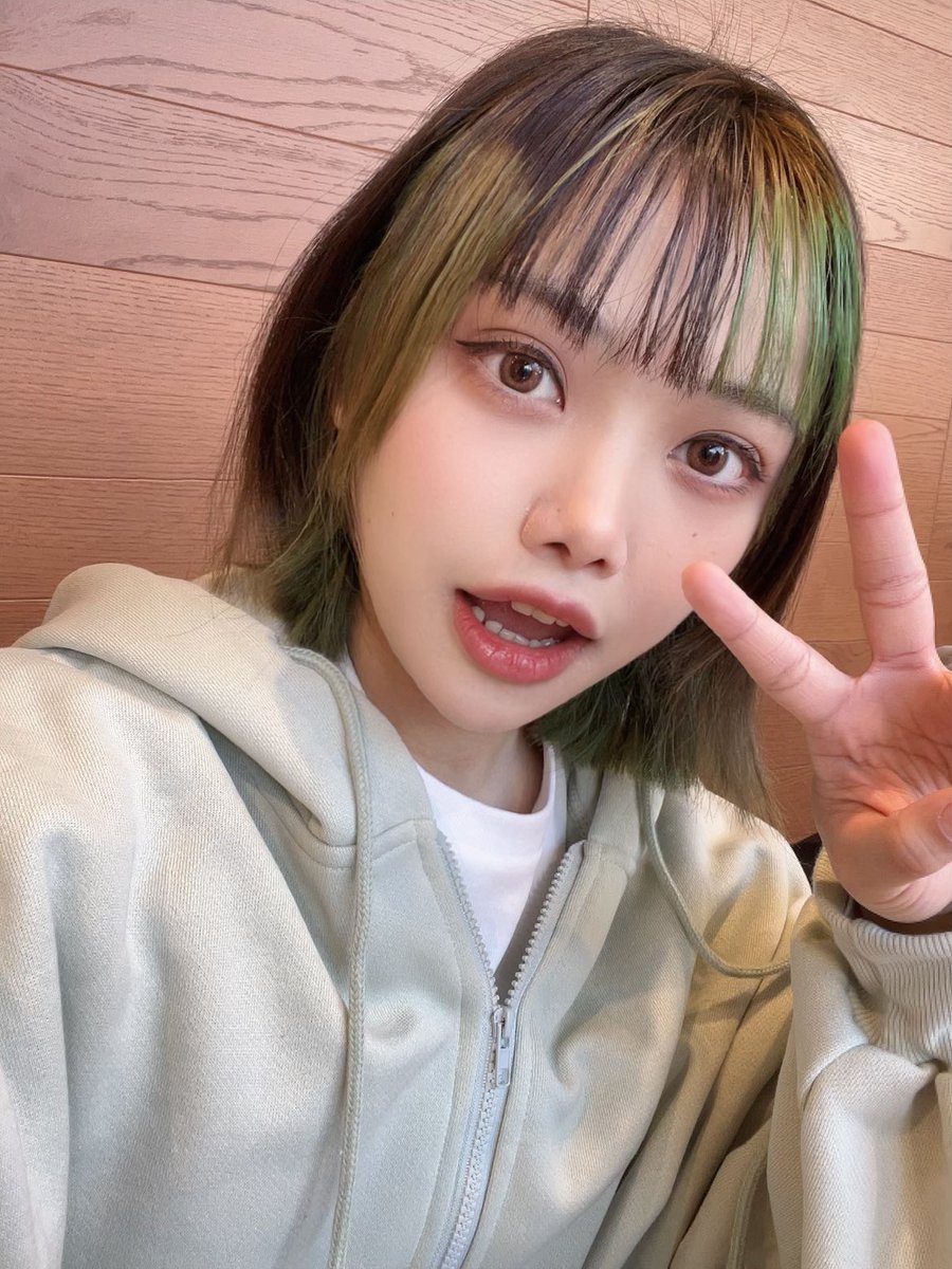 MaRinnUwU's tweet photo. 💚最近の撮影写真でしゅ📸 https://t.co/x8UMDBxOCi