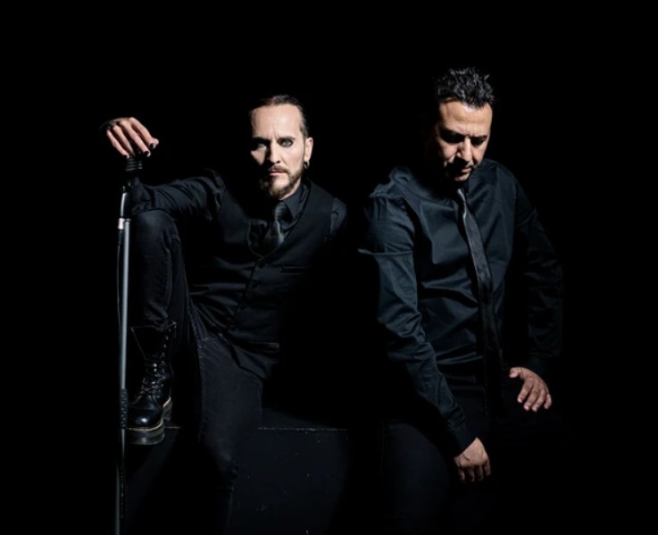 Furbano70's tweet image. Mi #DescubrimientoMusical de febrero es el grupo barcelonés @romanthica  que me ha dejado alucinado. Una mezcla perfecta de post-rock, electrónica y canciones en español. Y con un discazo bajo el brazo titulado como ellos; #romanthica.

lo-abs-o-luton-o-exist-e.com/2025/02/02/rom…