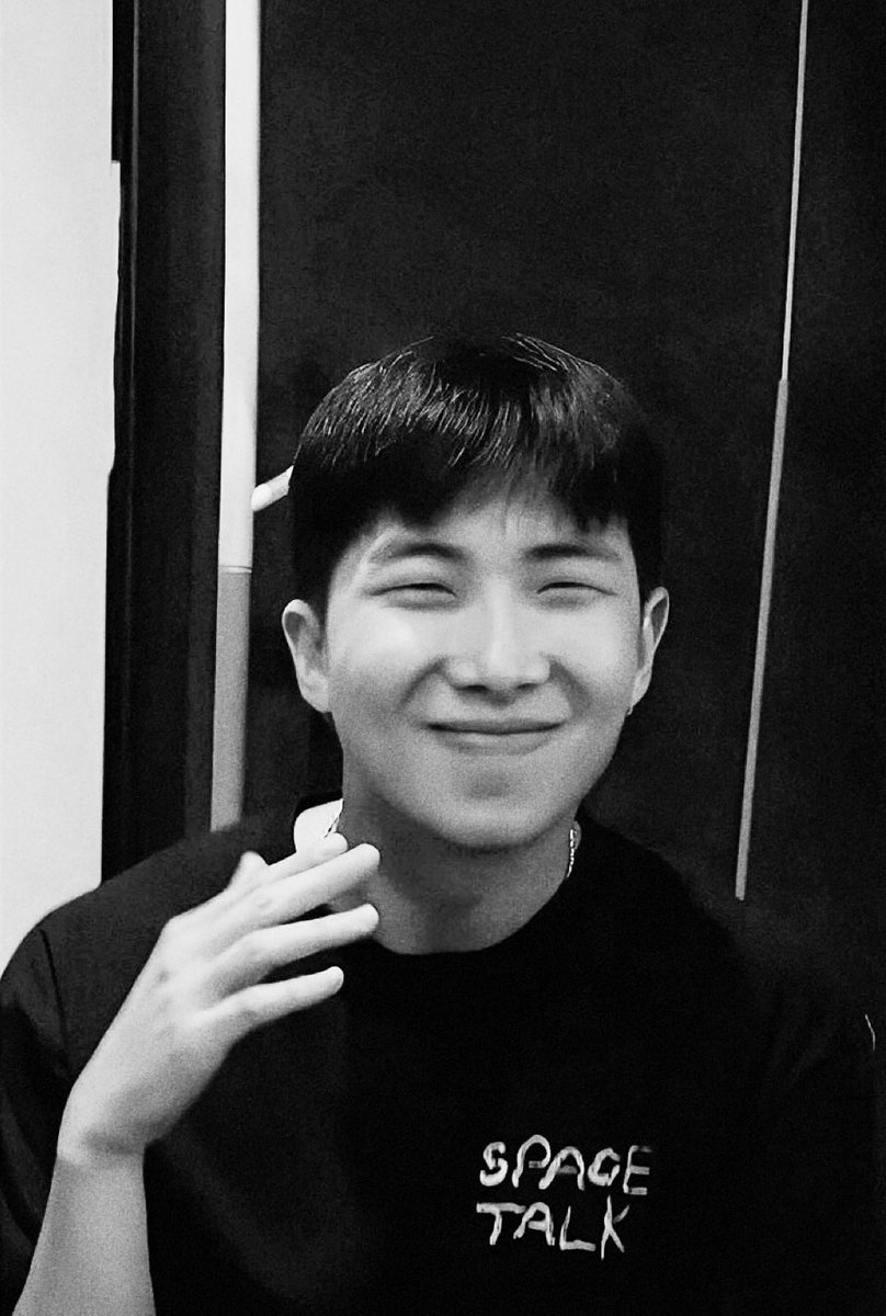 uRMyseason's tweet image. 다정하고 예쁜 사람,
당신 닮은 따뜻한 하루 보내요  •́ ᴗ •̀ 🤍