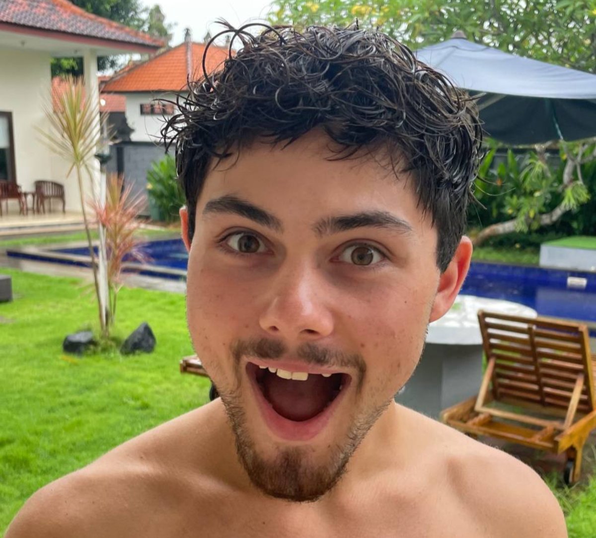 I'm German.

Back home, I paid €4,000/month for a tiny Berlin apartment.

In Bali, I pay €800 for a luxury villa with a private pool.

Here are 6 key factors why you should choose Southeast Asia over the failing EU: