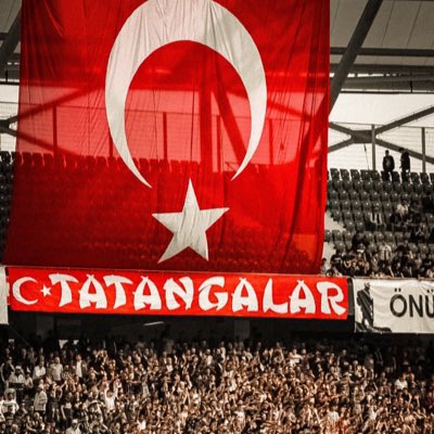 Berkismilvekili's tweet photo. #VatanınaGözDikeniEzOğlum https://t.co/nUyze6iwzZ