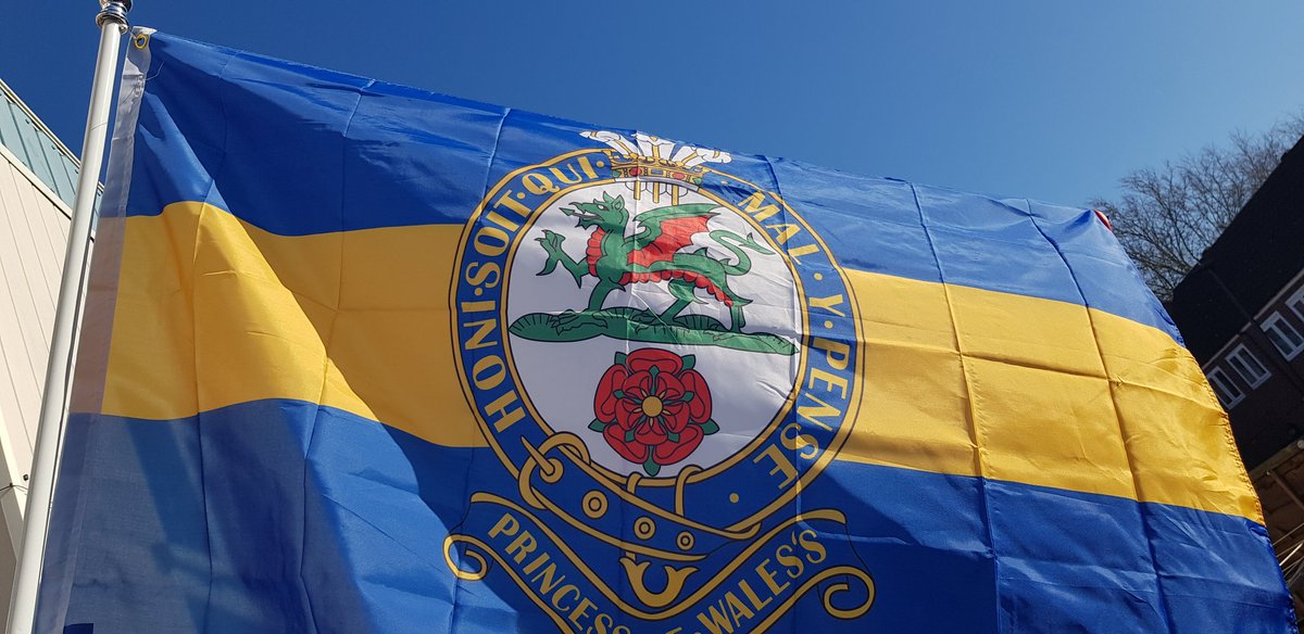 Today's flag comes from the Princess of Wales Regiment which I served in.Our history dates back from the Middlesex Regiment which both my great Granddad and granddad served in.We then became the Queens Regiment which I joined and now we are Princess of Wales Regiment.PWRR🇬🇧🇬🇧🇬🇧🇬🇧