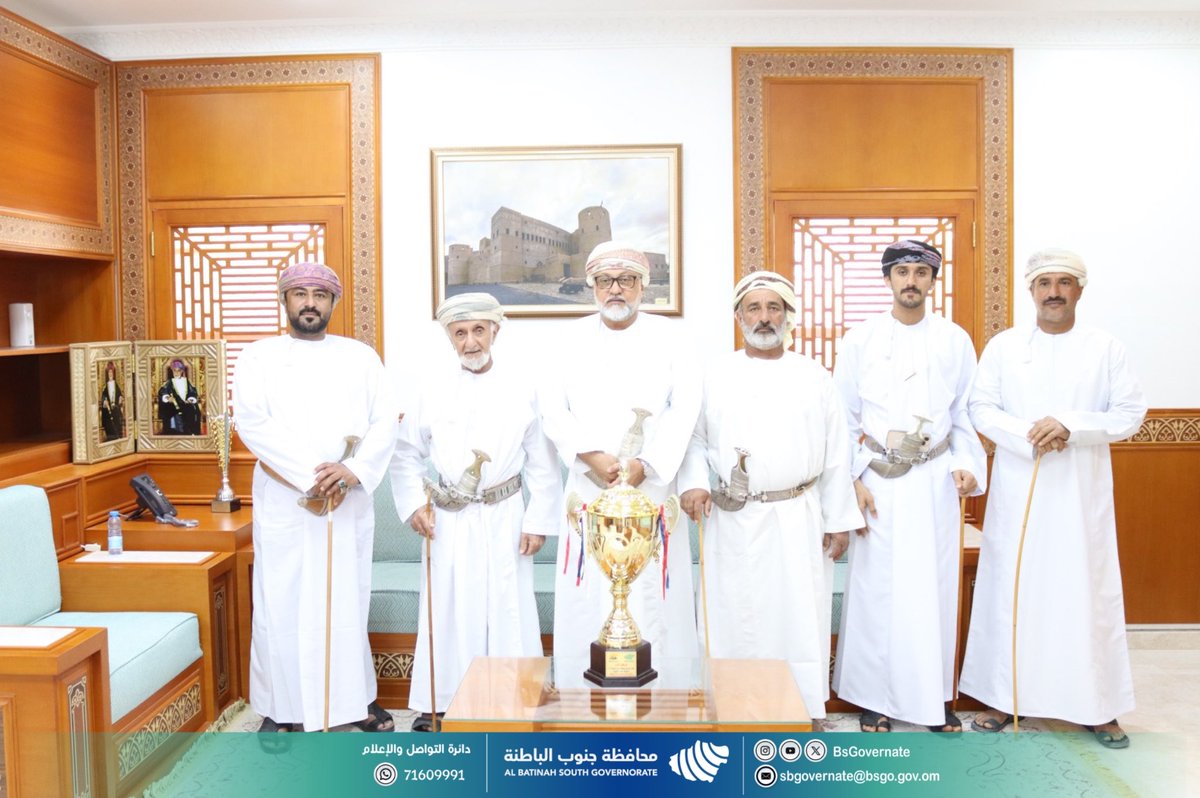التقى سعادة الدكتور يحيى بن سليمان  الندابي والي #الرستاق بأعضاء لجنة الهجن بالولاية ، حيث بارك لهم حصول الولاية على المركز الأول في سباق فعاليات الهجن ركض "العرضة" من فئة ( الثنايا والحول ) وحصولهم على كأس المسابقة على مستوى المحافظة.