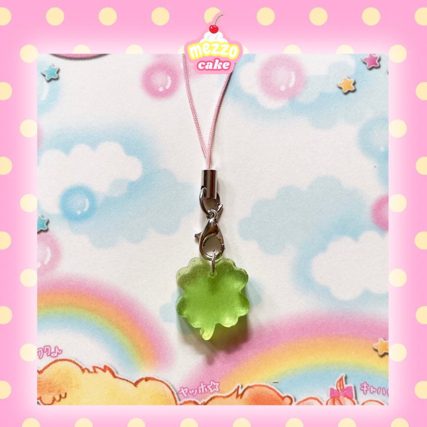 mezzocake's tweet photo. pre-order. 
🍀💗 lucky candy charm
 𝗀𝗋𝖾𝖾𝗇 𝖺𝗉𝗉𝗅𝖾 02 ₊ ˚. ⊹　

₱50

comment "m + qty" 
ex. m 1 https://t.co/sICBzisOZ5