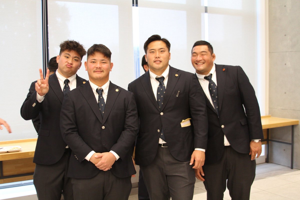 【卒部.退寮】

本日をもちまして、2024年度4年生は卒部・退寮いたしました。
4年間にわたり温かいご声援をいただき、本当にありがとうございました。
新たなステージへと挑戦する4年生にも、変わらぬご声援をよろしくお願いいたします。
4年生の皆様お疲れ様でした‼︎

#帝京ラグビー　
#teikyorugby