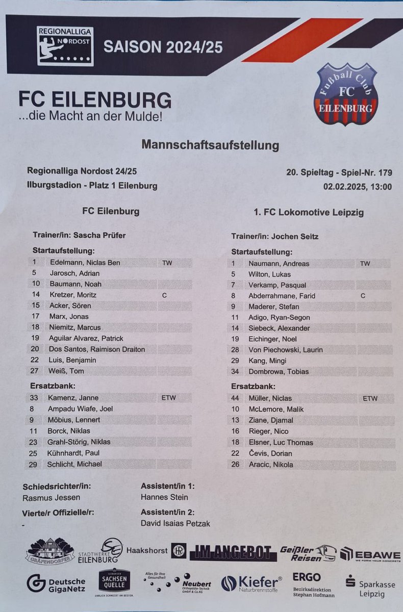 1fclokleipzig's tweet photo. HERZLICH WILLKOMMEN AUS EILENBURG!
+++ Die Aufstellungen sind da +++

Wir hoffen ihr seid bereit für das erste Punktspiel 2025. Die Spieler sind es und wollen das Jahr mit einem Sieg beginnen.
Und diese Startelf schickt Jochen Seitz heute auf den Platz:
👇🏻

00’ ⏱ | 0:0
#FCELOK https://t.co/d5MGIrC1kc