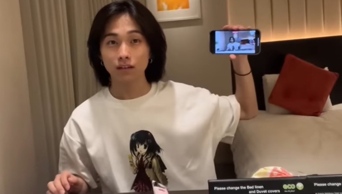 くればやし tweet media