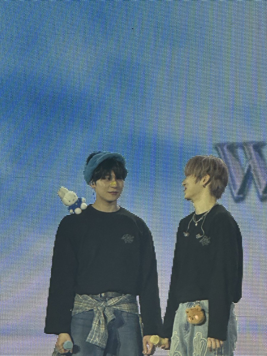 원어스가 가족이야🥹🫂
