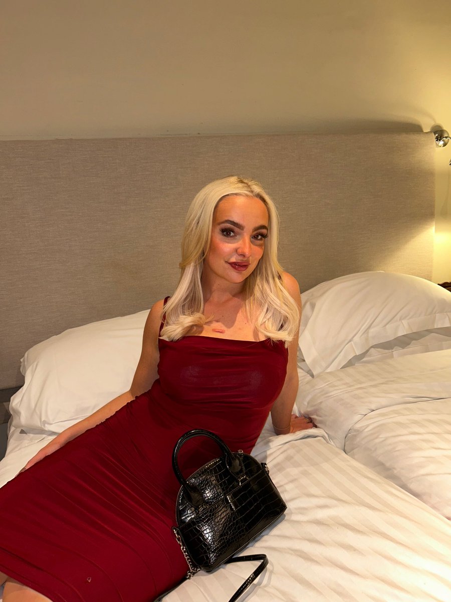 Emily Hewertson 🇬🇧 🏴󠁧󠁢󠁥󠁮󠁧󠁿 tweet media