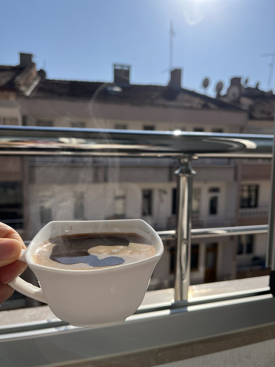 Güneş bize doğmuyor ki içimiz ısınsın