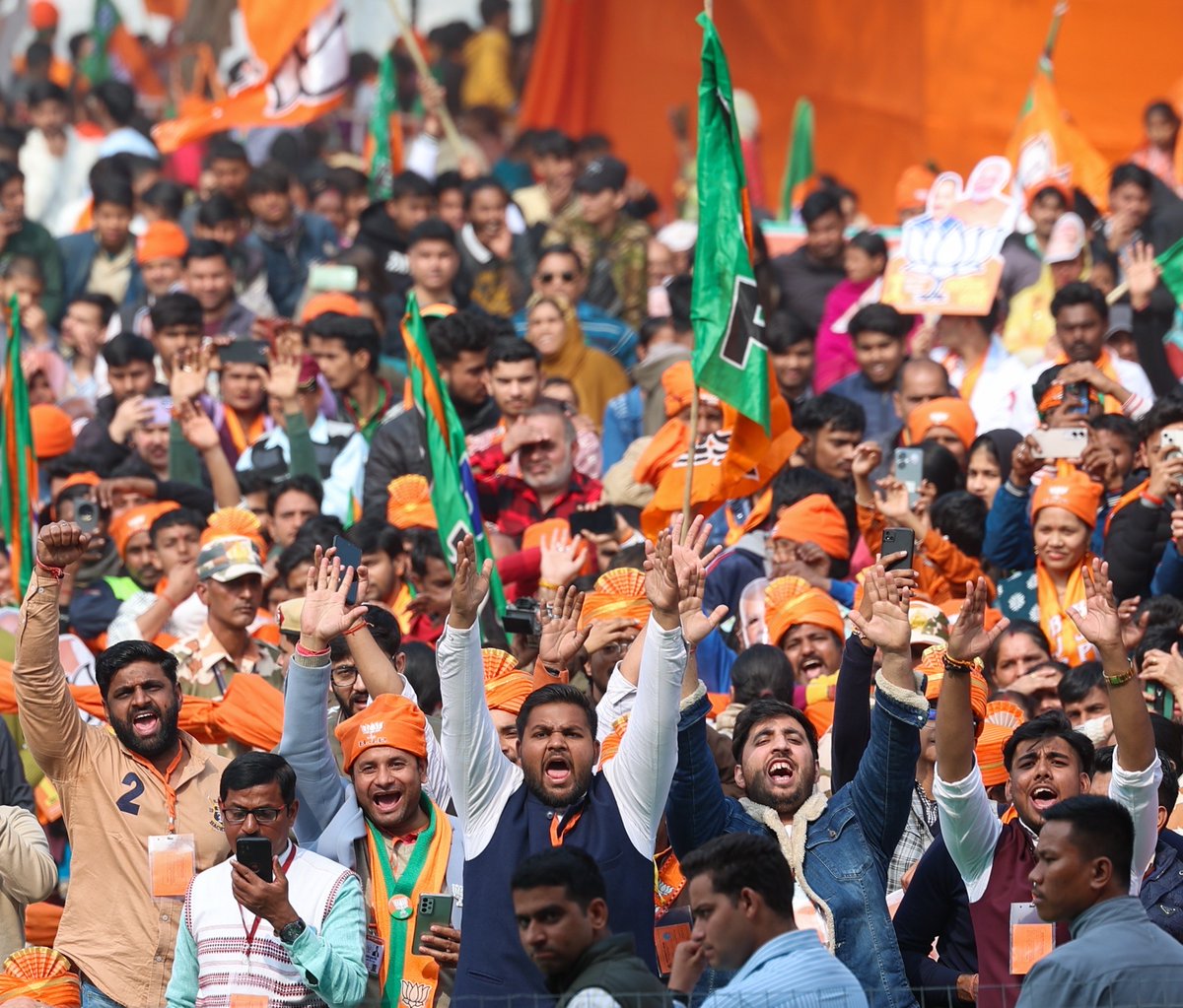 narendramodi's tweet image. ‘आप’दा की बहुत बड़ी कीमत दिल्ली वालों ने चुकाई है, इसलिए इस बार पूरी दिल्ली कह रही है- अबकी बार, भाजपा सरकार!