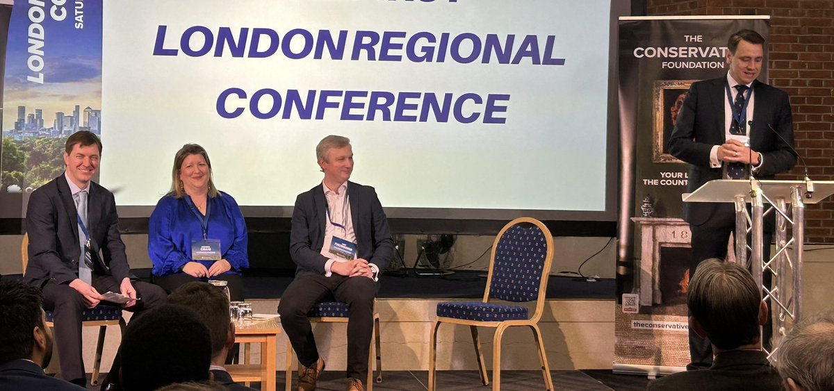 CllrCoxEleanor's tweet image. Thank you to @ScottPattenden, Andrea Craig, @SamThurg, @TBorwick, James Cockram &amp;amp; @CLWCA team for an excellent London conference. A great opportunity to discuss key issues, reconnect, and reinvigorate our commitment to Conservative values.
#Conservatives