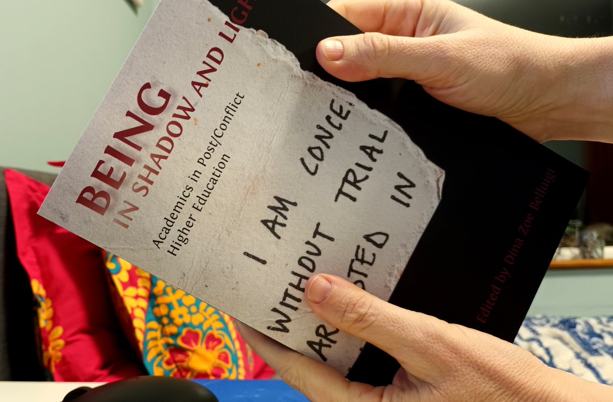 DZBelluigi's tweet image. It can't only be because of the love&labour of making art objects, that I feel so tearful & so fulfilled with this book in my hand?
Sharing a joy in this strange academic life.
It has been patiently waiting to be read, while I was away this past month for research.