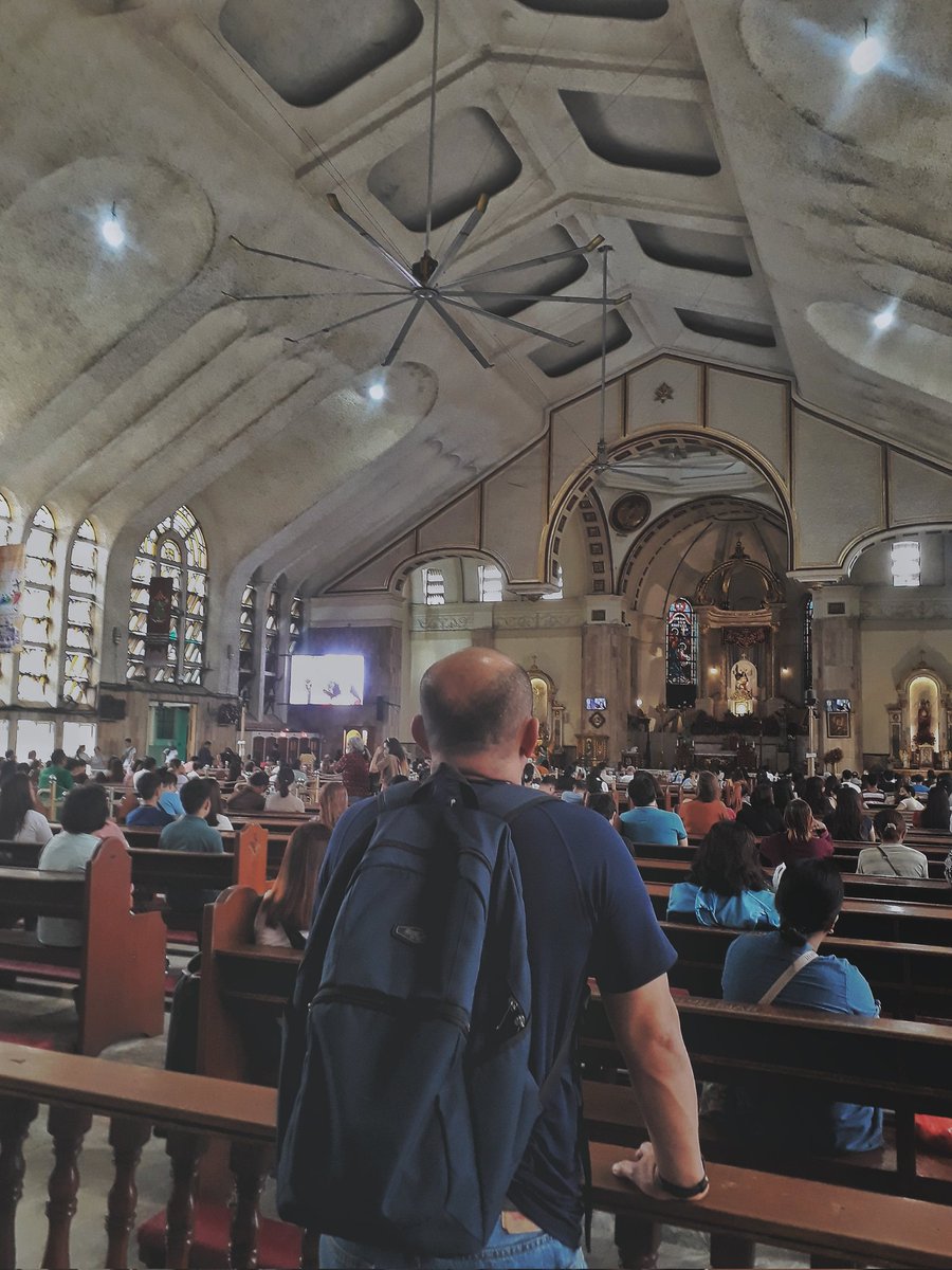 _andycaps's tweet photo. Quiapo Church https://t.co/oeAqhw1OH5