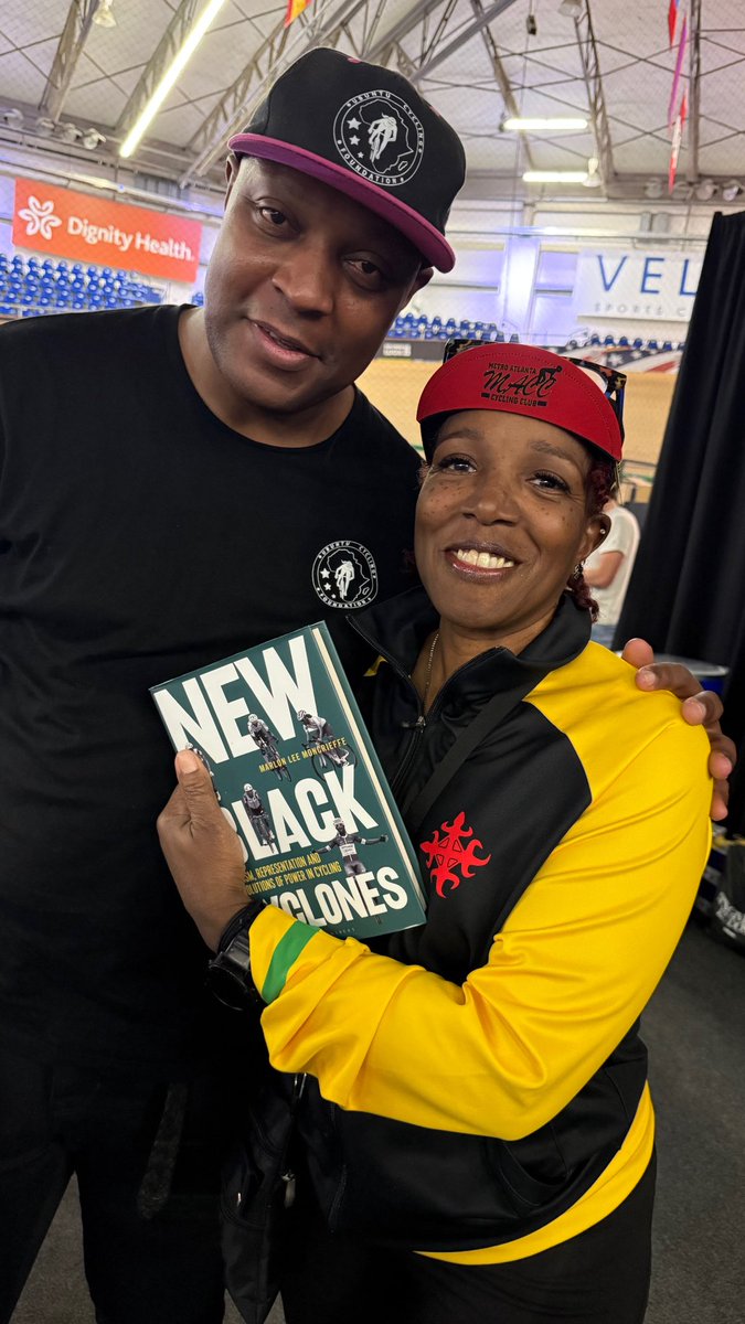 Amazing experience at Velo center in Los Angeles 🇺🇸launching NEW BLACK CYCLONES. All available copies sold out within minutes after talk! Thank you.