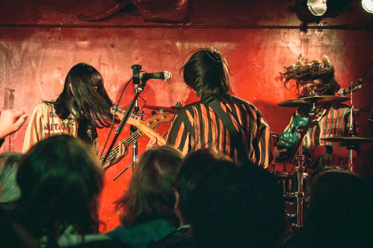 MUTANT MONSTER 東名阪ワンマンツアー
［Thank You,MMfamily Tour］

初日の大阪KINGCOBRA！！！
ありがとう！！！
感極まったまま、名古屋→東京へ続く！！！

#mutantmonster #mmfamily #kingcobra #キンコブ #ワンマン