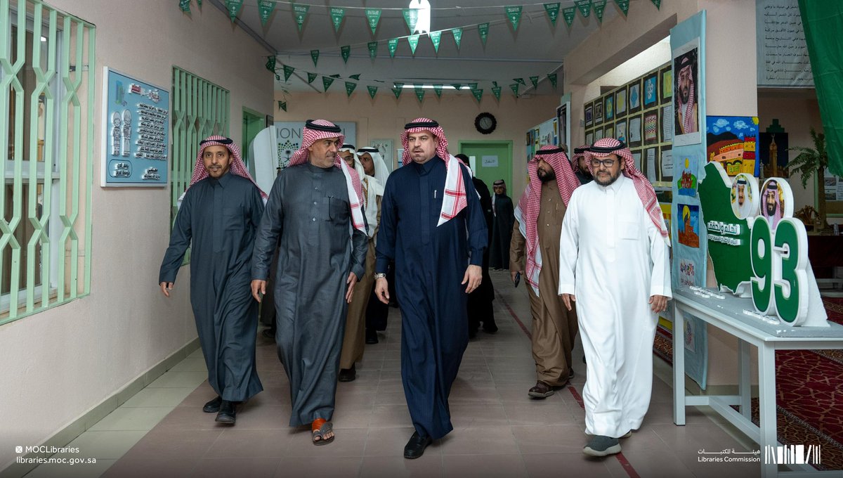 سعدت بزيارة ميدانية برفقة د. نايف الزراع مدير عام التعليم بمنطقة الرياض، لمناقشة آليات تطوير المكتبات المدرسية وتصاميمها الحديثة نسعى لجعلها بيئة تعليمية مبتكرة توفر مصادر تفاعلية تعزز تجربة التعلم، وترسخ ثقافة البحث والإبداع لدى طلابنا 

#هيئة_المكتبات