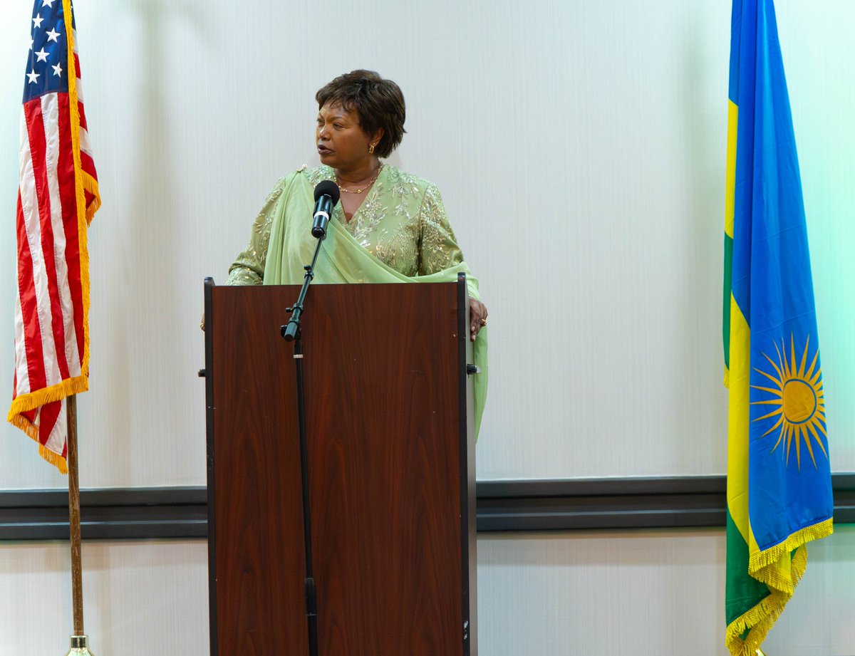 OneNationRadio3's tweet photo. #Ubutwari: The Rwandan community in the DMV in partnership with @rwandainusa hosted Heroes Day in celebration of #Imanzi, #Ingenzi and #Imena.
@AmbMukantabana https://t.co/HQjfpabUcS