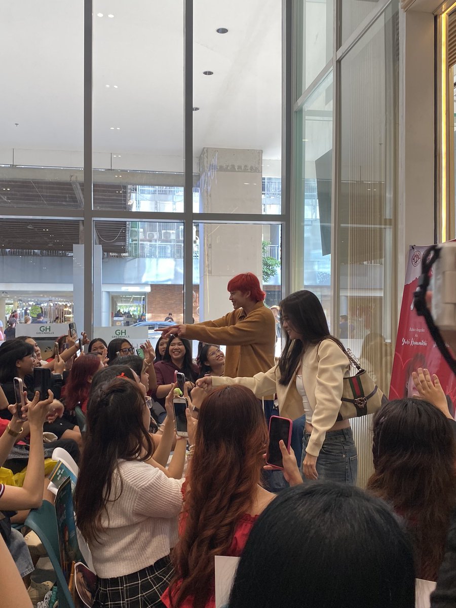 VivaOnePH's tweet photo. HAPPENING NOW: AshBin’s Sundate with AshBin Official at Yogorino Greenhills! 🍦🥳

#VivaOne #BidaKaDito #Yogorino #Jayri #AshBin #AshBinOfficial #AngMutyaNgSectionE https://t.co/PT7xySCNmG