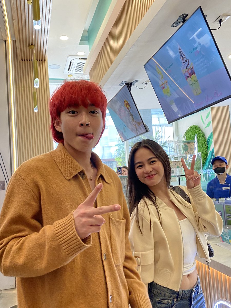 VivaOnePH's tweet photo. HAPPENING NOW: AshBin’s Sundate with AshBin Official at Yogorino Greenhills! 🍦🥳

#VivaOne #BidaKaDito #Yogorino #Jayri #AshBin #AshBinOfficial #AngMutyaNgSectionE https://t.co/PT7xySCNmG