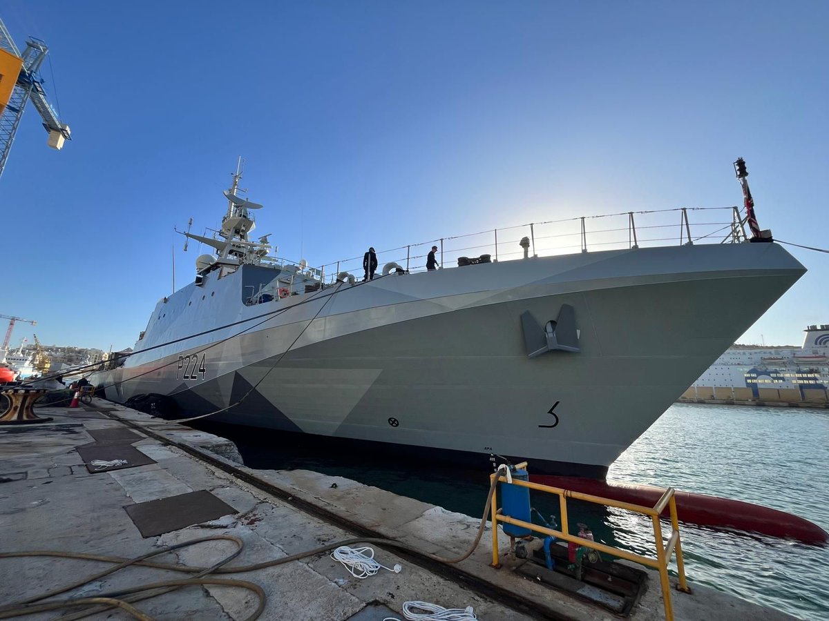 NavyLookout's tweet photo. .@HMSTrent is now out of dry dock having  completed her maintenance period in 🇲🇹Malta at Palumbo Shipyard. The last of the OPVs to receive the dazzle paint scheme. https://t.co/k23bzvulev