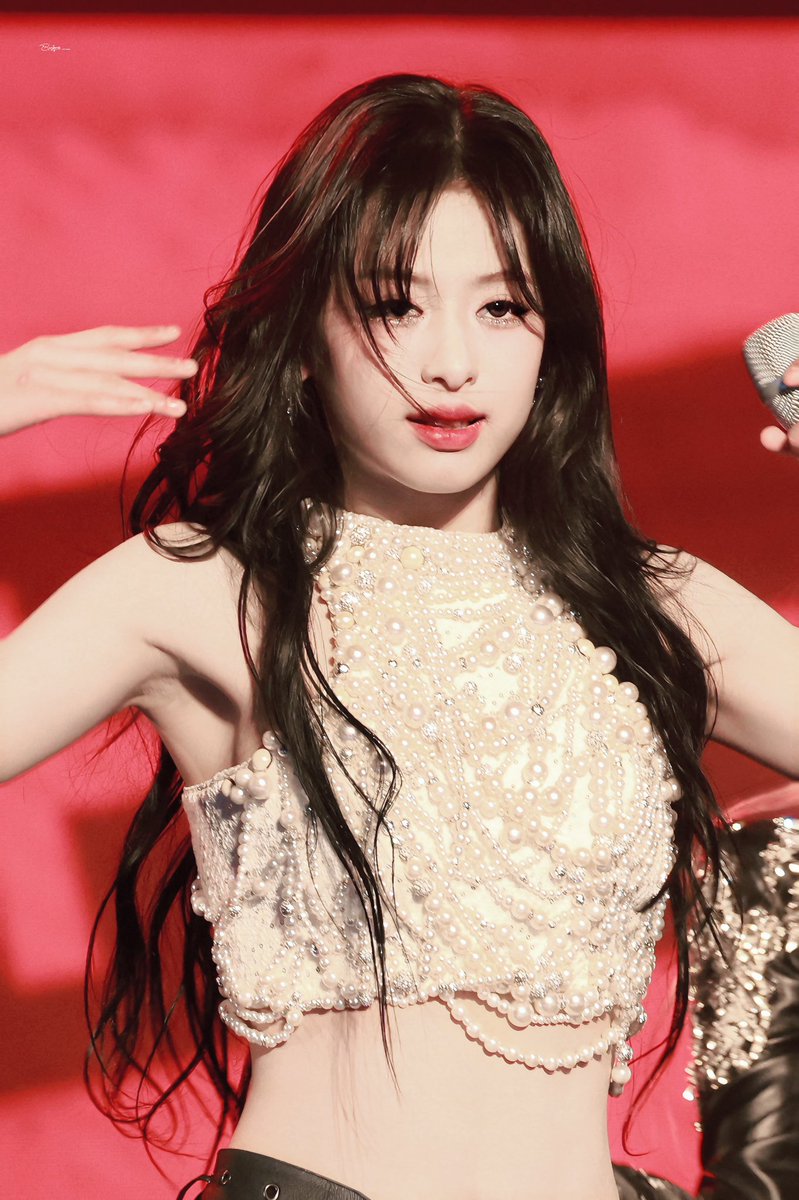 20250126 1ST WORLD TOUR

❤️‍🩹

#AHYEON #아현 
#BABYMONSTER #베이비몬스터