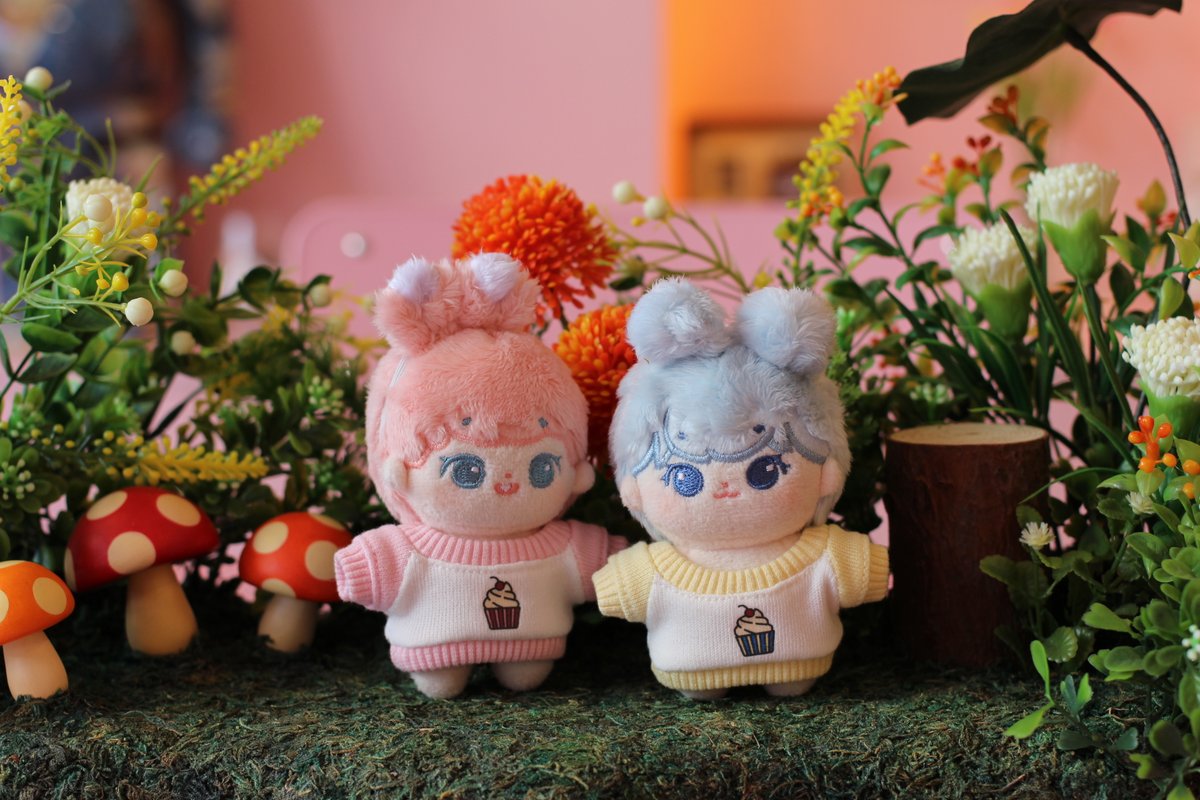 10깅이중에서도 바디가 작은 애들한테 딱 맞는 사이즈의 의상이니까 우리애들 맞는 옷 없다 하시는 분은 어서 겟하시길. ❤️
참고로 저희집 10깅이 와우둥이들한테도 잘 맞아요.