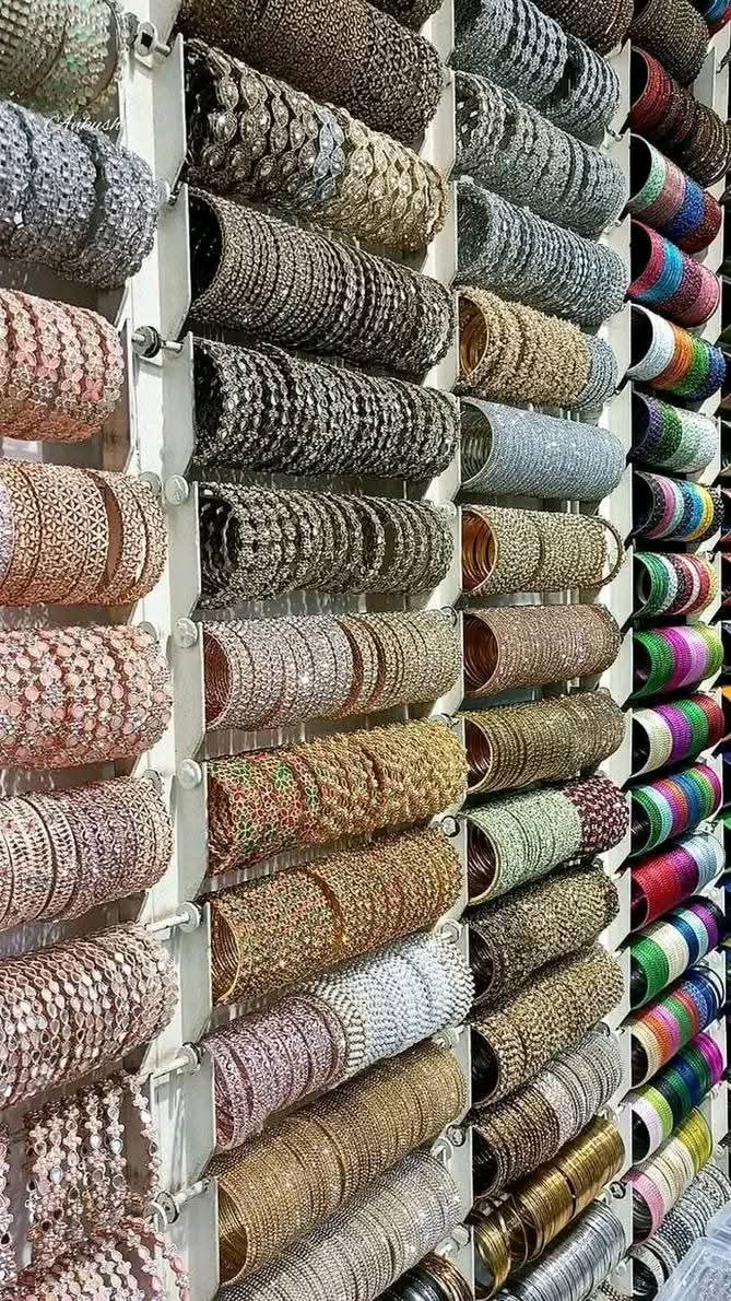 The melting point of every "Desi" girls 🥹🩵