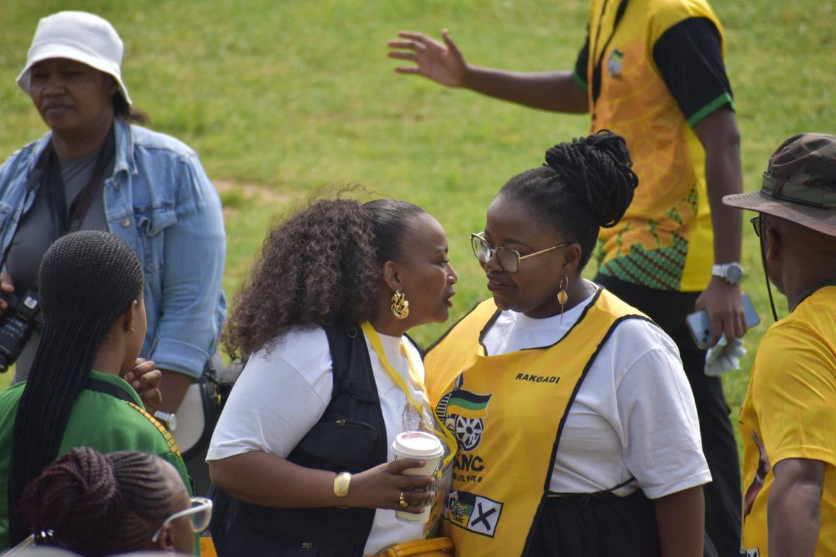 [HAPPENING NOW]: ANC Gauteng PEC members are in attendance at the #ANCInAlex January 8 Statement Celebration Rally, standing in unity with supporters and alliance partners. The atmosphere is electric as the movement reaffirms its commitment to renewal and service to the people!