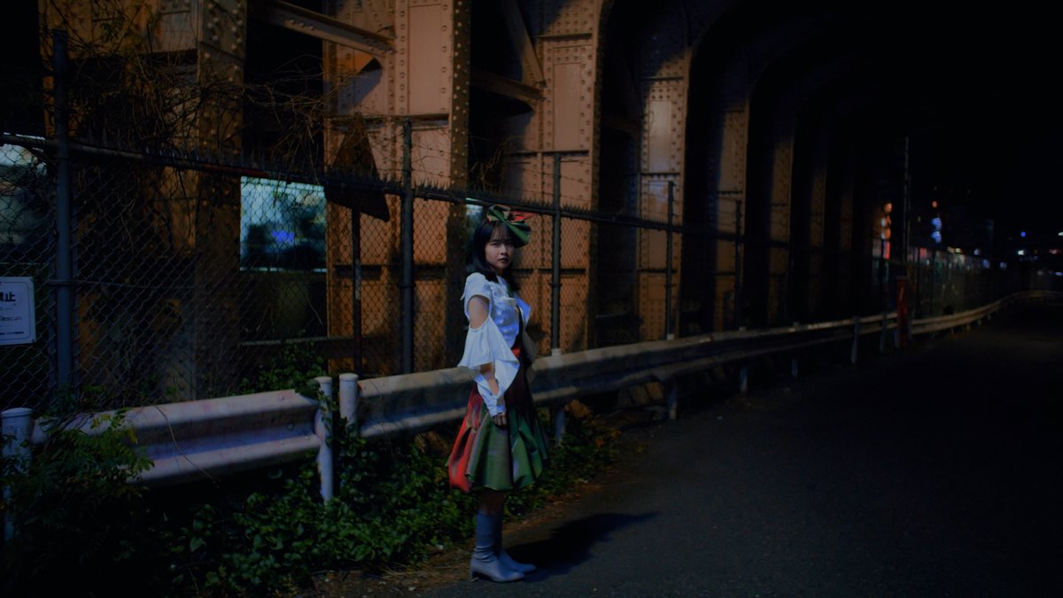 Cauch_tokyo's tweet photo. >Works

ukka 「TOUTOI」Music Video

https://t.co/2xPT36CWNY

Director : Mitsuaki Matsunaga
Cinematographer : Sho Sasaki
Camera Assistant : Yuki Mizutani
Lighting Director : Takahide Sakai 
Lighting Assistant : Sayumi Tsuji
Lighting Assistant : Shun Mate
Lighting Assistant : Mio Ohashi
Colorist : Yuta Yamada
Driver : CORD
Production Staff：Yu Fujii
Production Staff：Yugo Suzuki
Production Staff：Yuto Yanagisawa
Production Staff：Ayaka Ito
Production : Cauch inc.