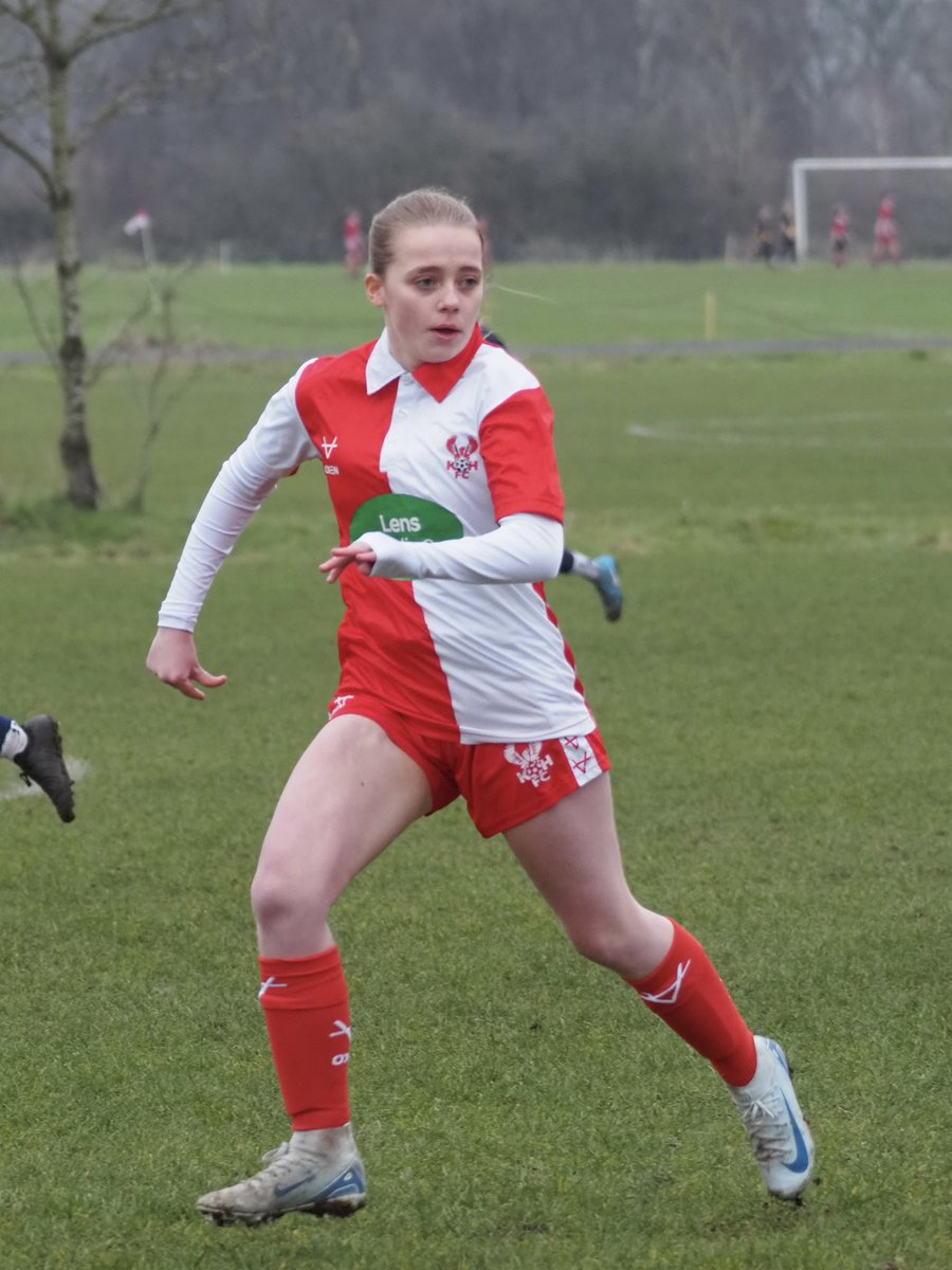 Joeynoble's tweet photo. Proud of this little one yesterday. Kept her head whilst all around her people were losing theirs! Not the result we hoped for, but that’s football! On to the next game!
@khfcofficial @harriersacademy @harrierswomen #girlsfootball #hergametoo #shekicks https://t.co/40TfLXtEN0