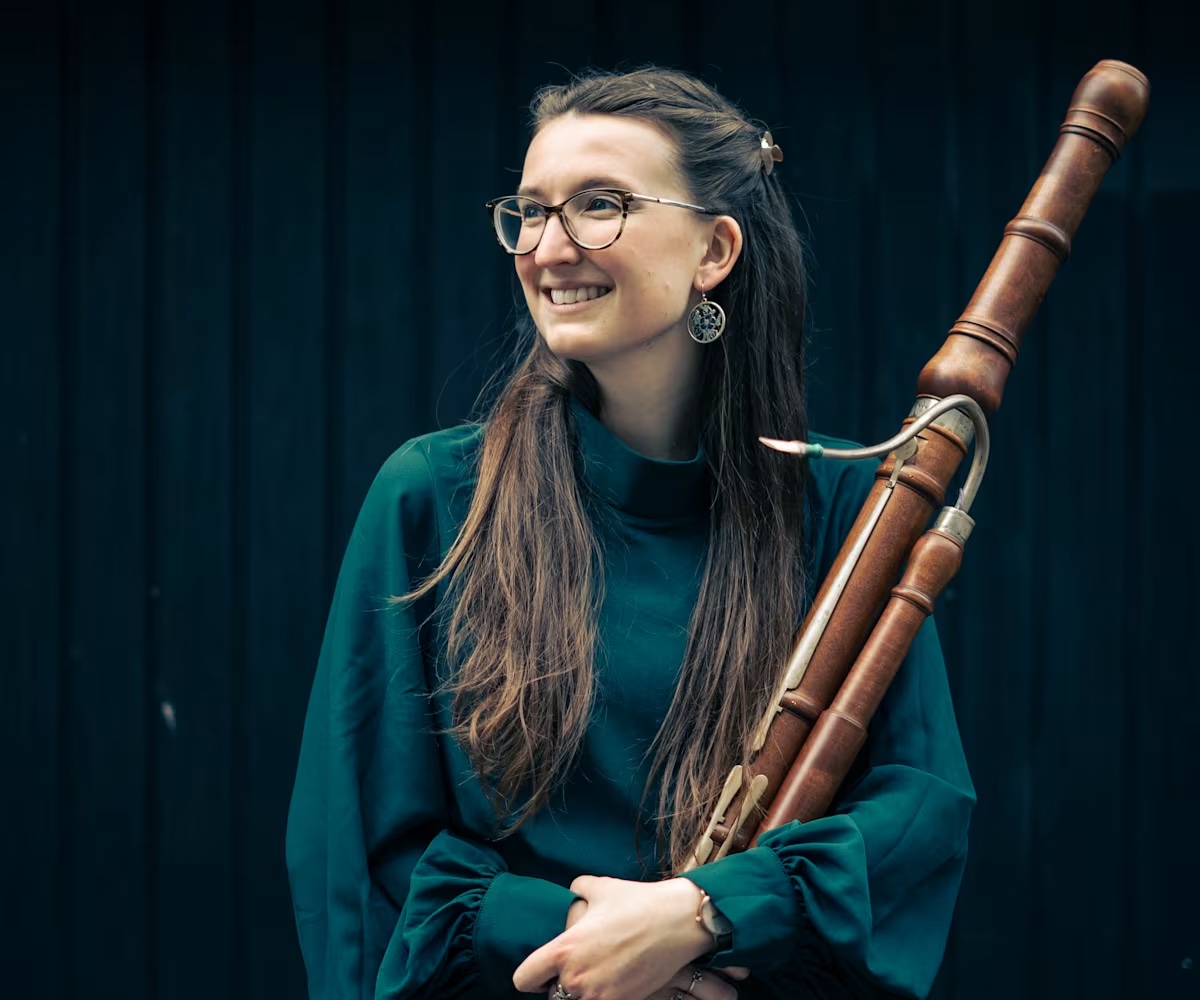 Continuo Foundation (@continuofndn) on Twitter photo Meet Catriona McDermid, bassoonist, educator & member of <a href="/ensemblemoliere/">Ensemble Molière</a>. Catriona performs with many leading period instrument ensembles and is also in demand as a modern orchestral player. Read her full interview here:
🔗 go.continuoconnect.com/in-conversatio…
<a href="/CMcdermid_/">Catriona McDermid</a> #earlymusic Meet Catriona McDermid, bassoonist, educator & member of <a href="/ensemblemoliere/">Ensemble Molière</a>. Catriona performs with many leading period instrument ensembles and is also in demand as a modern orchestral player. Read her full interview here:
🔗 go.continuoconnect.com/in-conversatio…
<a href="/CMcdermid_/">Catriona McDermid</a> #earlymusic