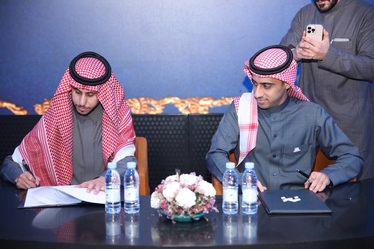 عقد نجاح وإنجاز ✍🏻💙