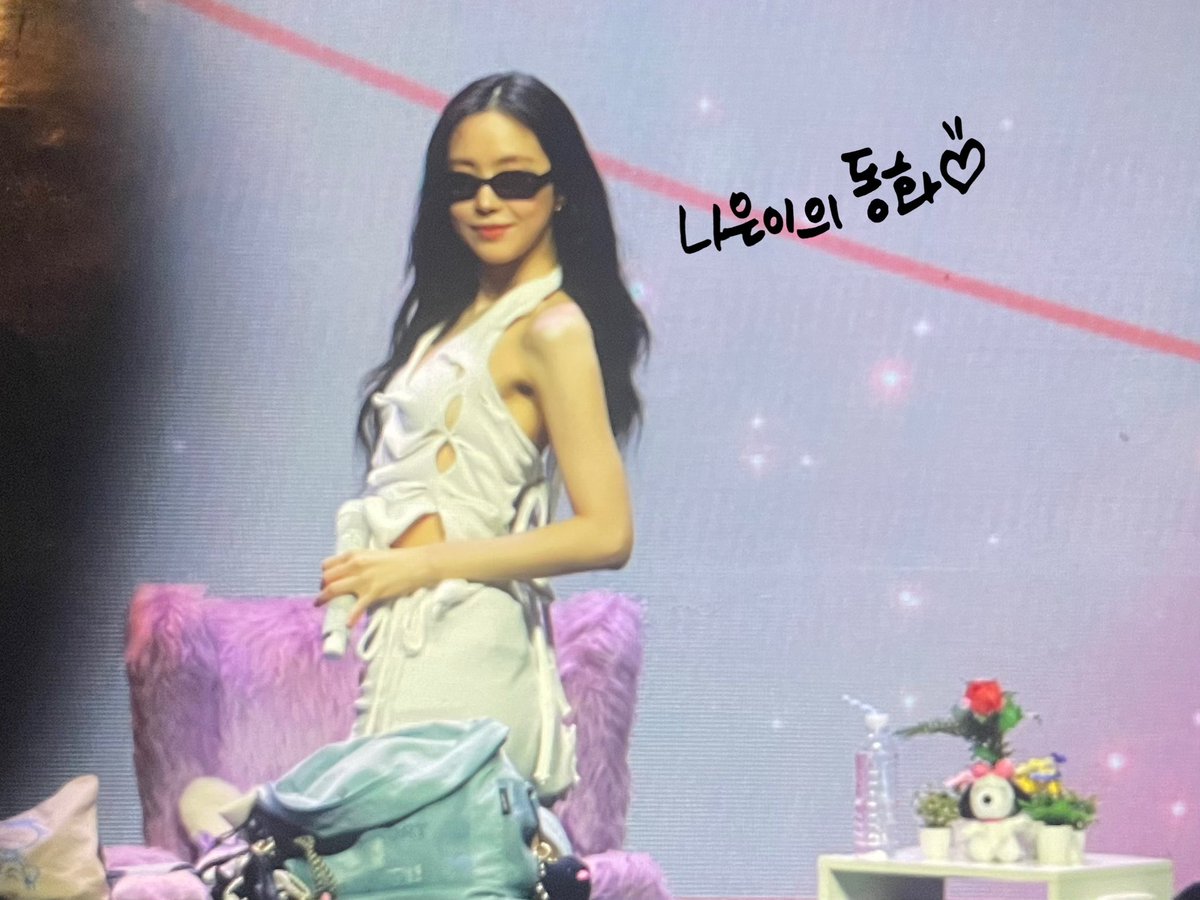 250202 Better sonday  나은이 프리뷰(2)

하늘에서 천사가 내려옴❤️❤️❤️