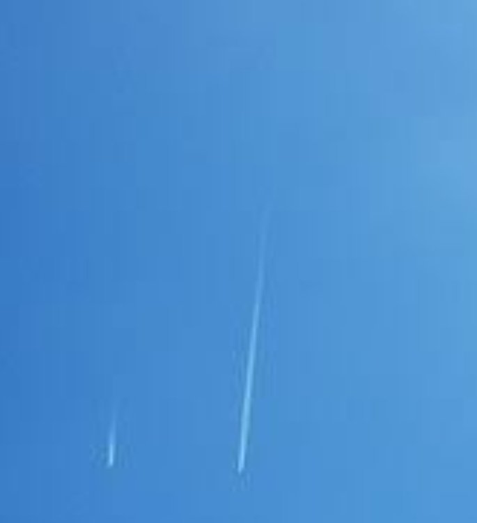 #SONDAKİKA
"Türkiye Semalarında Chemtrails Spreyleme Başladı" 

👇Hangi Şehirde Şu Anda Spreyleme Yapılıyor? 

📍Lütfen Resim Çekip Atalım Ve Bu Zülmü Hep Birlikte Durduralım