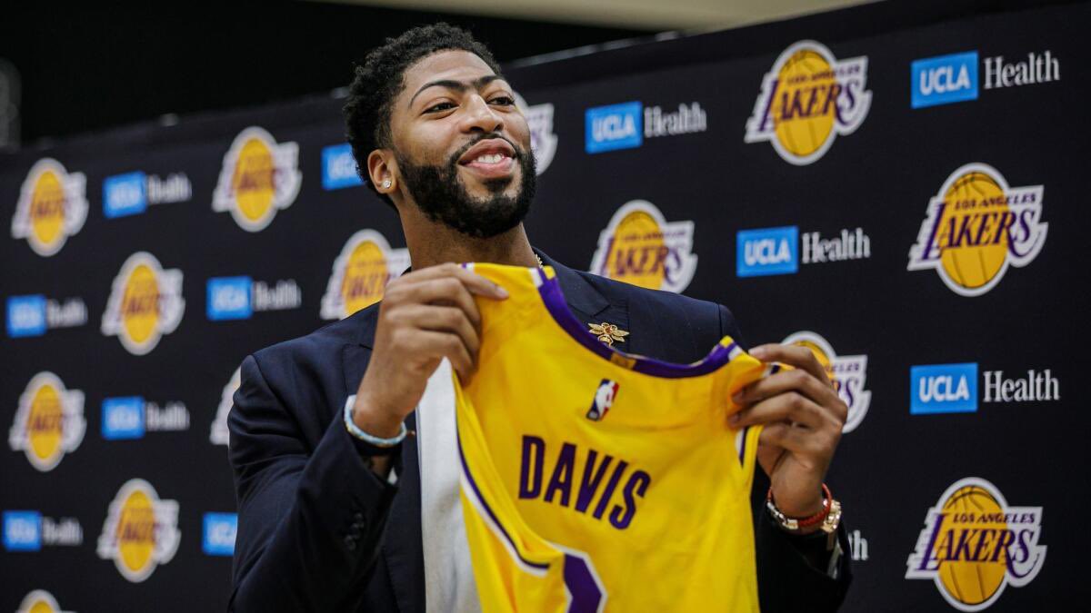 Lakers France tweet media