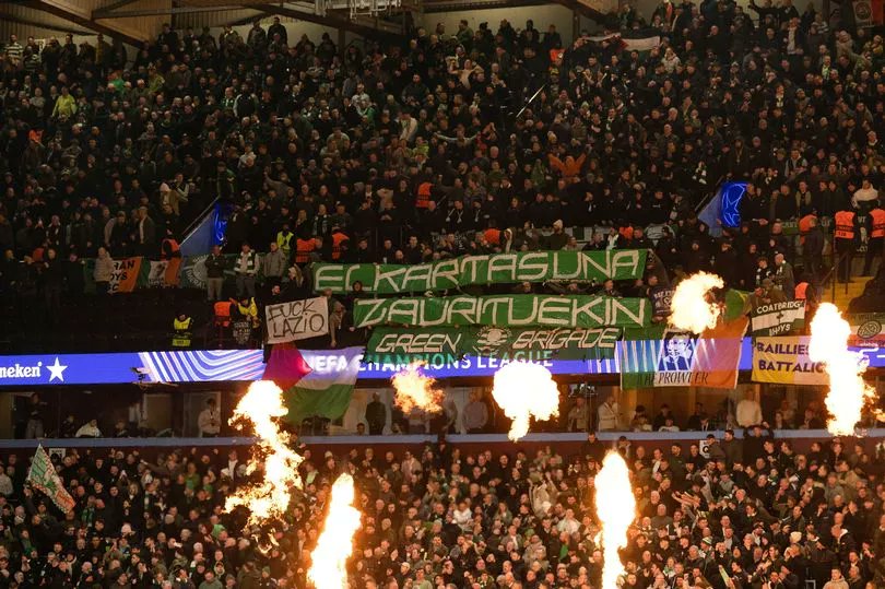 Record_Sport's tweet photo. Celtic fans sicken Graeme Souness for mocking Queen's death to the point Rangers legend refuses to even name them

https://t.co/r6XjvrWFJM https://t.co/a8mZFQg52S