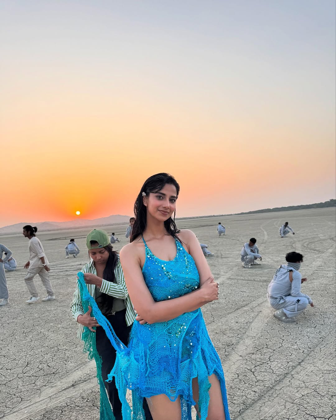 GixeCzUWAAA0nLD?format=jpg&name=large