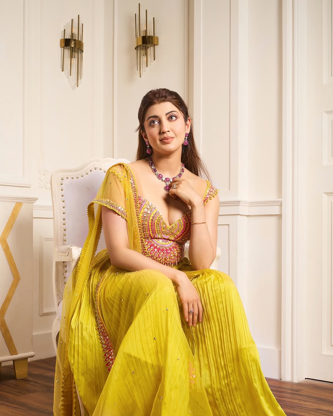 GixeoMYWoAEA1Hv?format=jpg&name=large